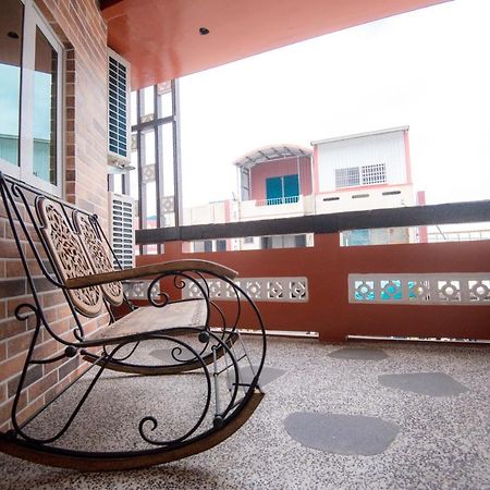 Ripoll'Es Homestay Chishang Exterior foto